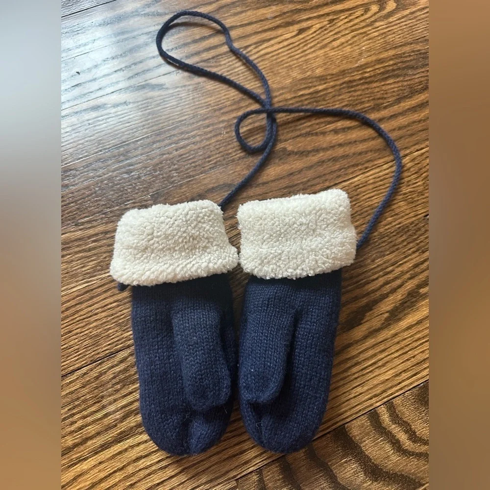 Youth Navy Knit Mittens Sherpa Lined Snowflake Embroidered Winter Gloves